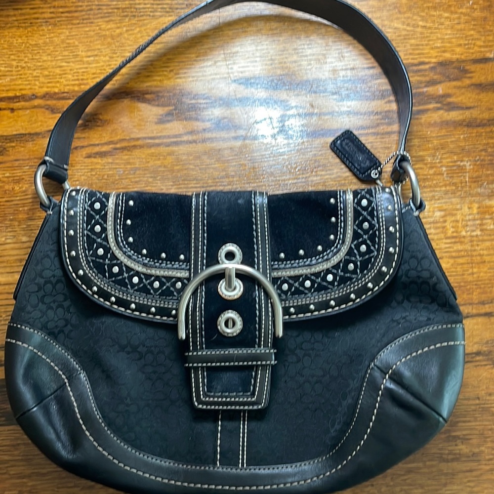 Vintage Coach shoulder purse